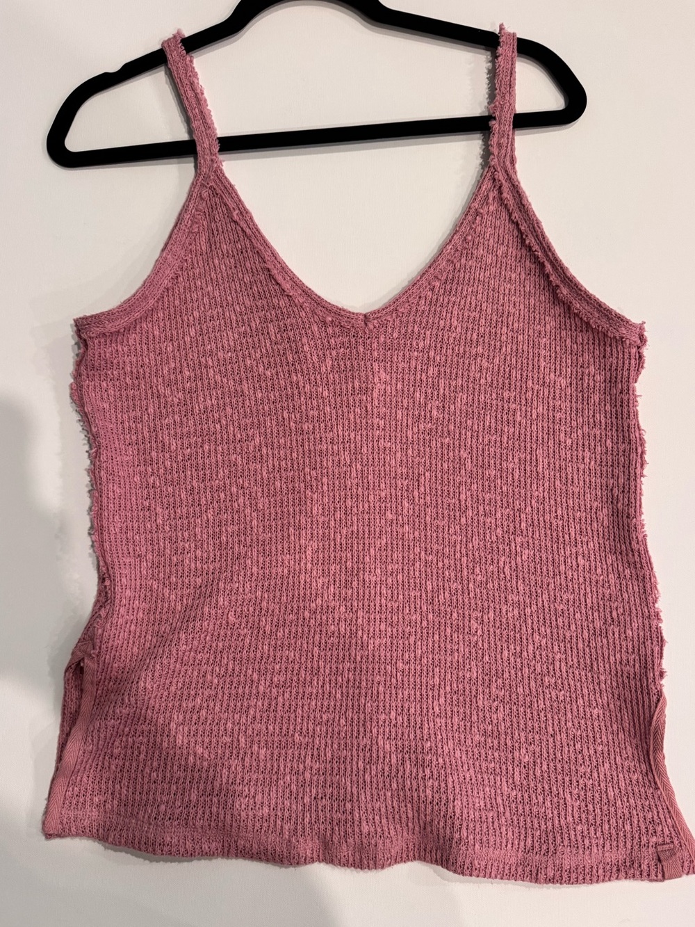 NWOT We the Free Women’s Mauve Knit V-Neck Tank Top size medium